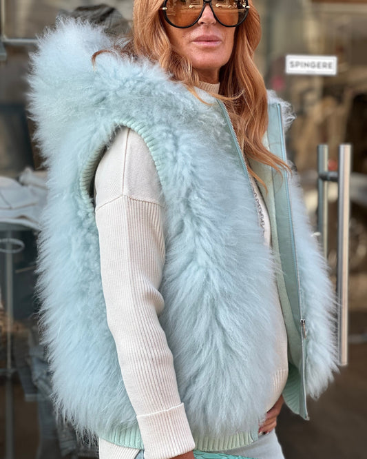 Gilet in pelliccia di capra e interno in cashmere – Azzurro ghiaccio