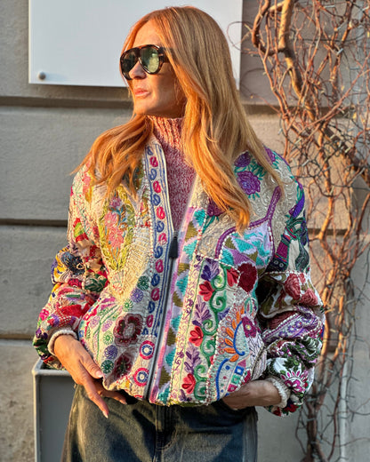 Bomber in ricamo antico con fili dorati e Swarovski – Made in Italy