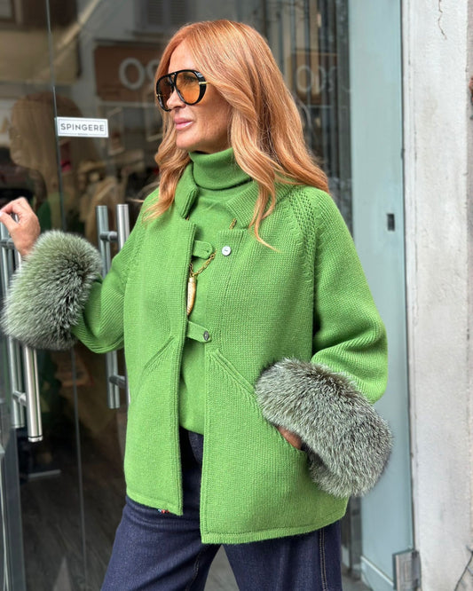 Cardigan donna con manicotti in pelliccia – Rosa e Verde | Taglia unica